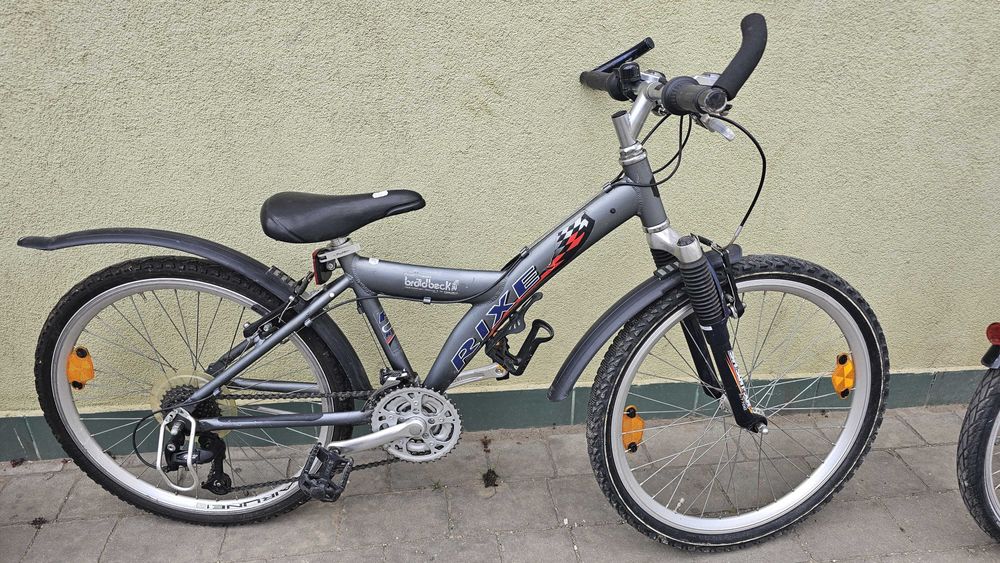 Biciclete 24" Aluminiu cu suspensie 21 viteze perfecta stare