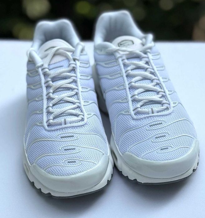 Nike Air Max TN Triple White