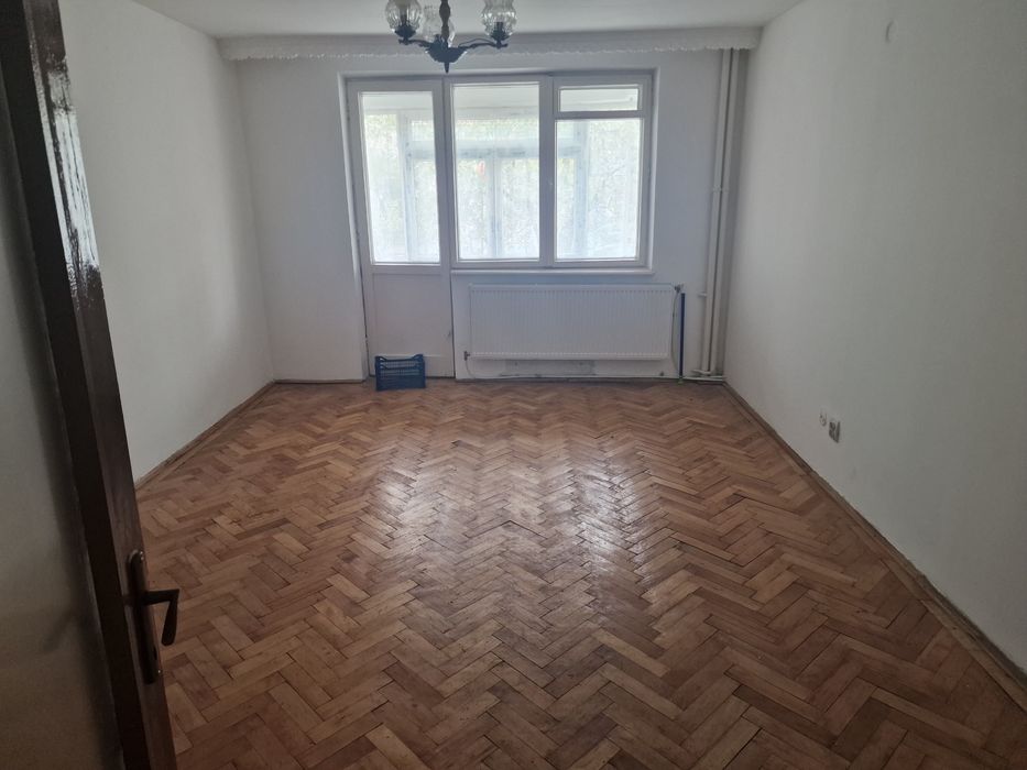 Ap 3 cam,80mp,balcon ,luminos,centrala termopane termoizolat