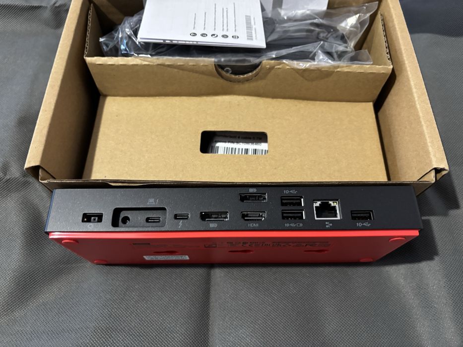 Lenovo ThinkPad Thunderbolt 4 dock