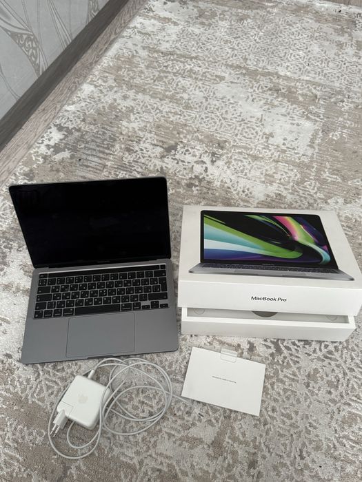 Macbook pro  m2