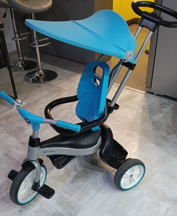 Vând tricicleta originala BMW