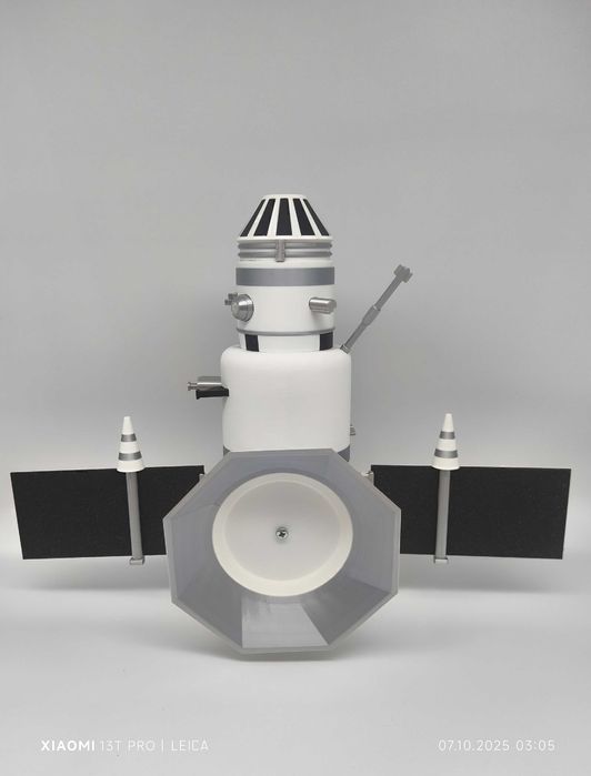 Сборная модель Венера-7 космический аппарат