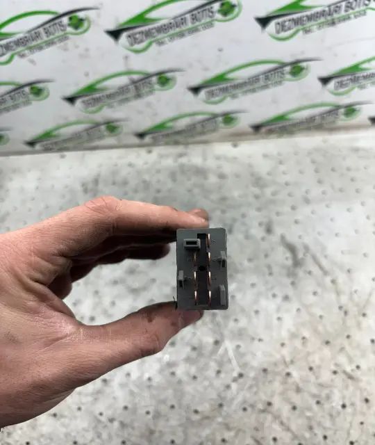 Buton avarie Volkswagen VW Passat 2001 1.9 TDI MT (101 hp)