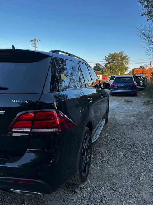 Capotă motor Mercedes GLE 2018 cu defect reparabil