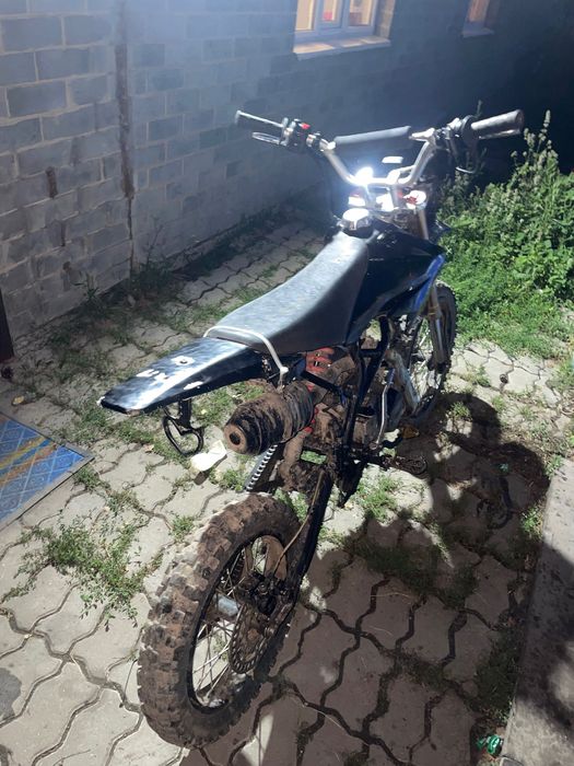 Мотоцикл Racer RC125, на ходу