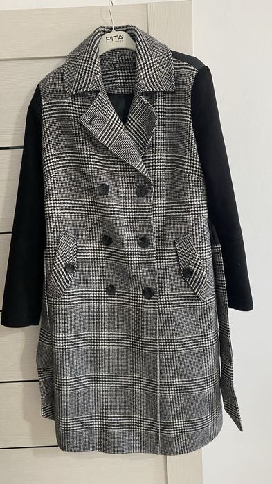 Пальто -куртка два в одном размер 44/46