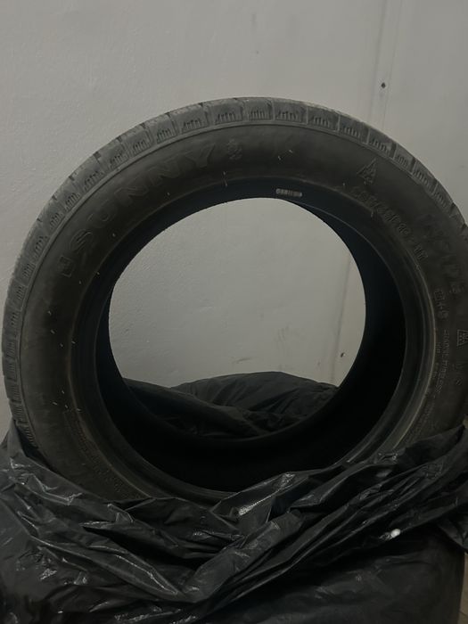 Продам зимние шины липучку
