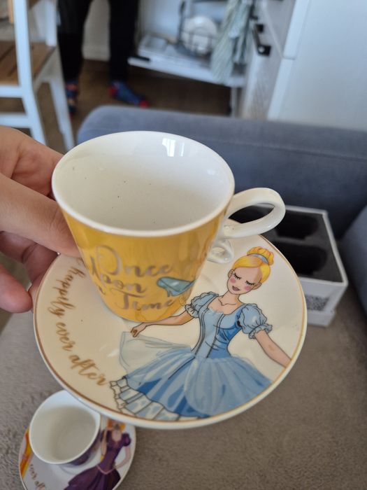 Уникален комплект за кафе с принцеси