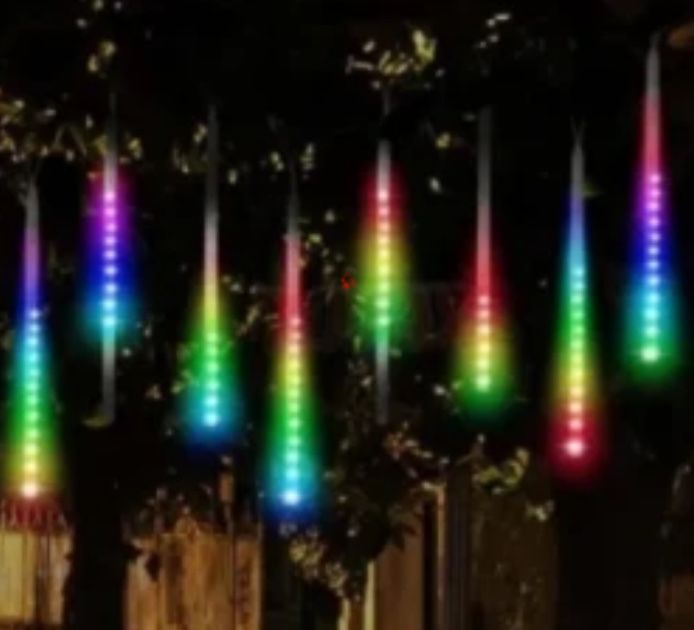 Коледни лед висулки