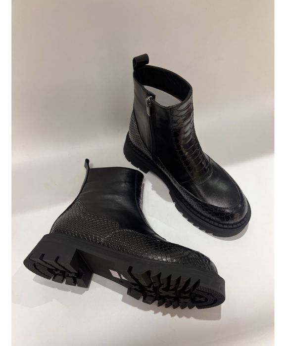 Продам зимние турецкие ботинки