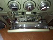 Стерео радиокасетофон Sharp GF-7300HG. Всичко работи, като нов.