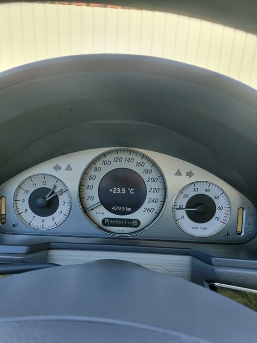 MERCEDES-BENZ E-Class 2003 — imagine 5