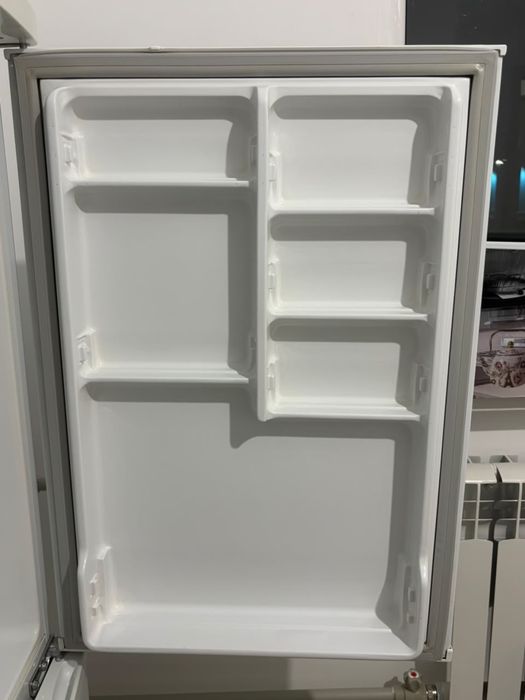 Холодильник срочно продается