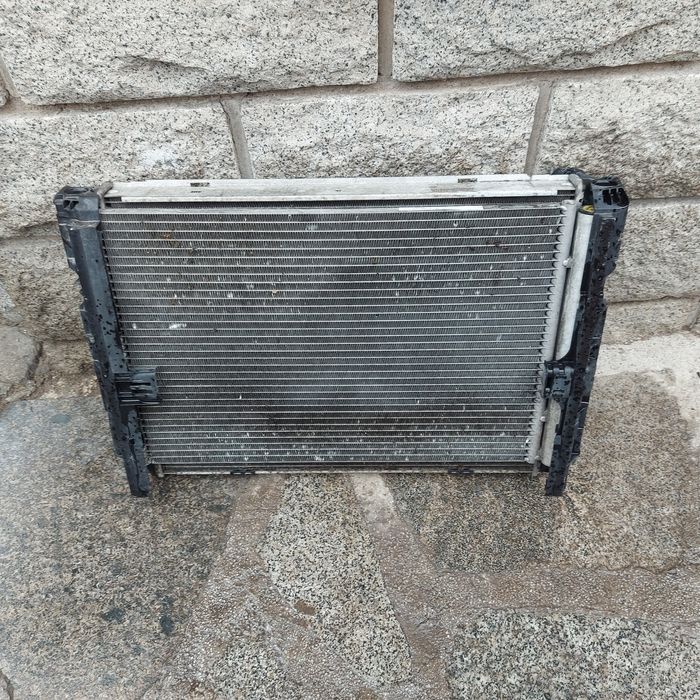 Воден / климатичен радиатор БМВ Е81 Е87 / BMW e81 e87