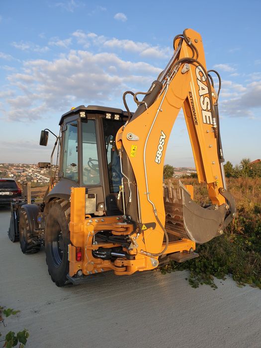 Inchiriere Buldoexcavator Iasi (deszăpezire, sapaturi, nivelare, etc)