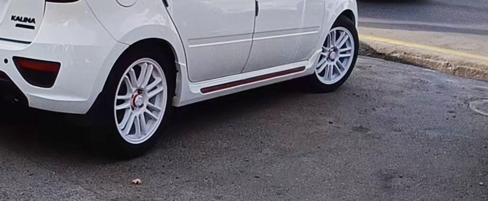 R16 sport diska singan, svarka joylari yo'q. OBMEN