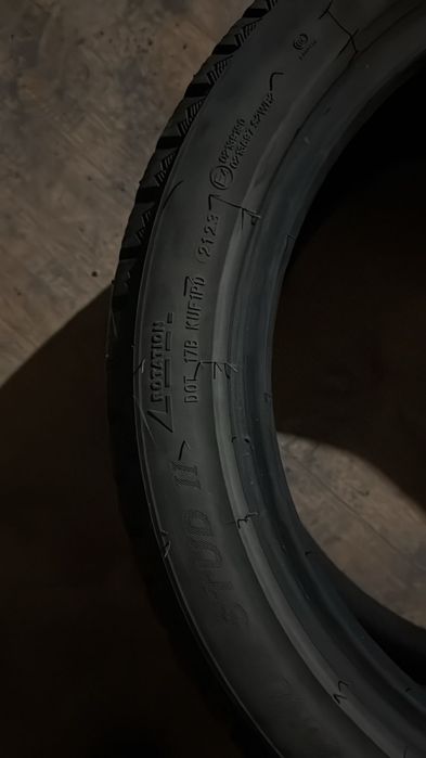 Продаю зимние шины