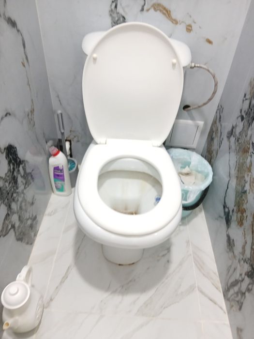 Унитаз б/у хороший