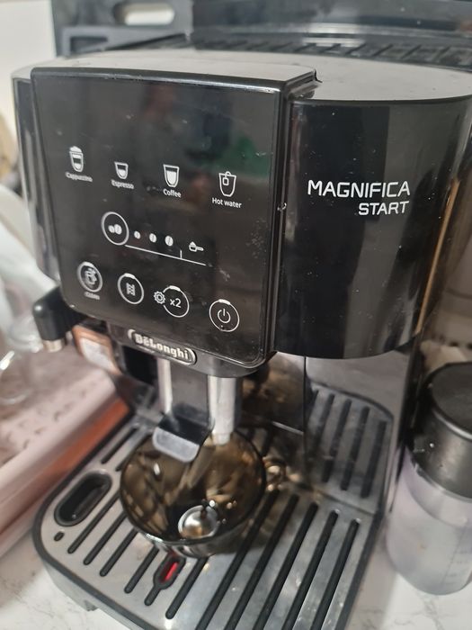 Expresor cafea delonghi  la oferta !!!
