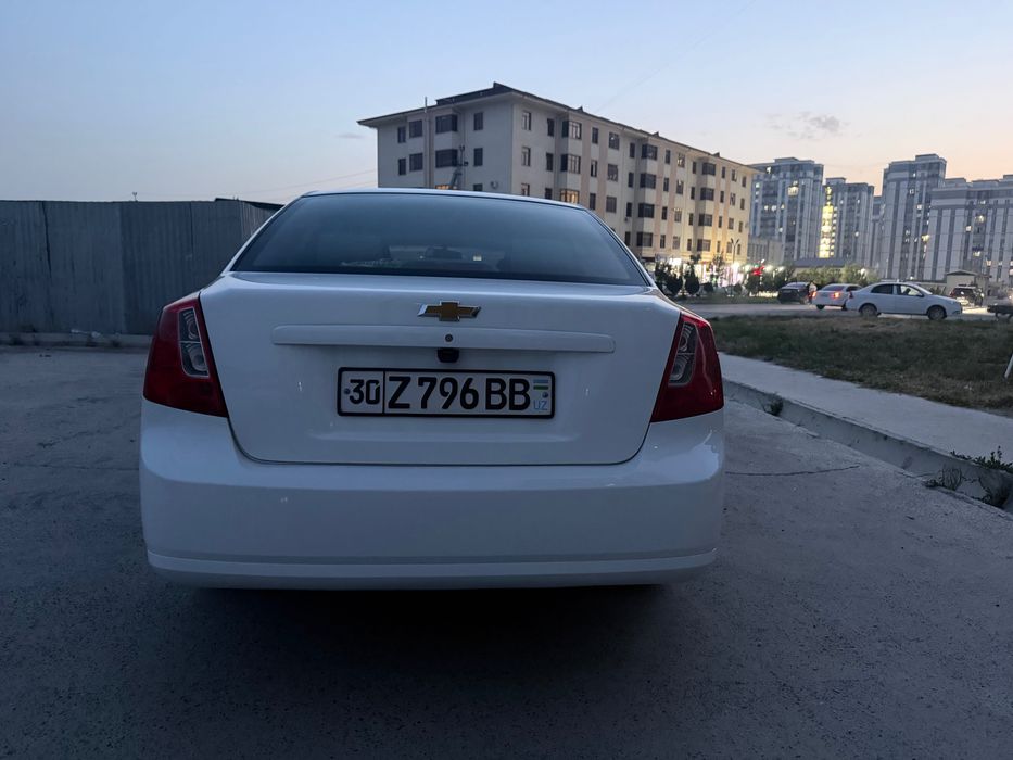Chevrolet lacetti gentra
