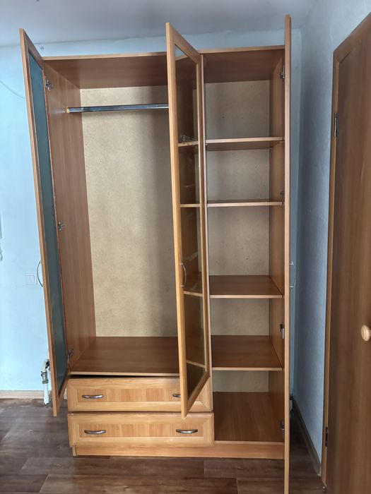 Продам шкаф для вещей