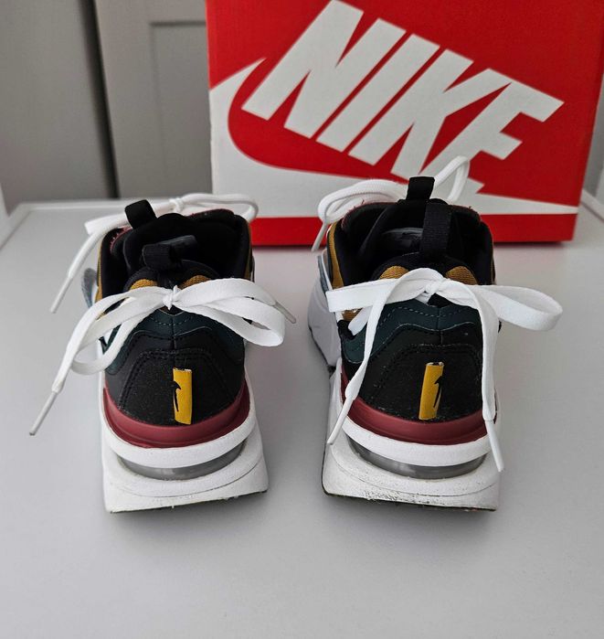 Маратонки Nike Air Max Furyosa