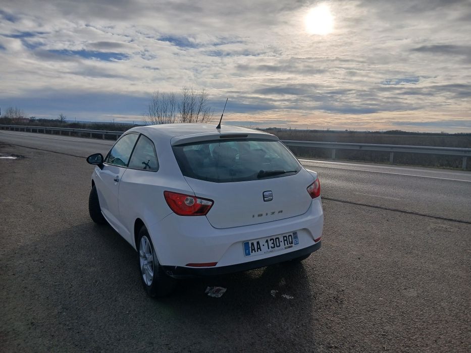 Seat ibiza 2010 1.2 benzina