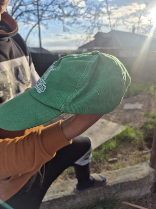 Vând șapcă Ciucaș