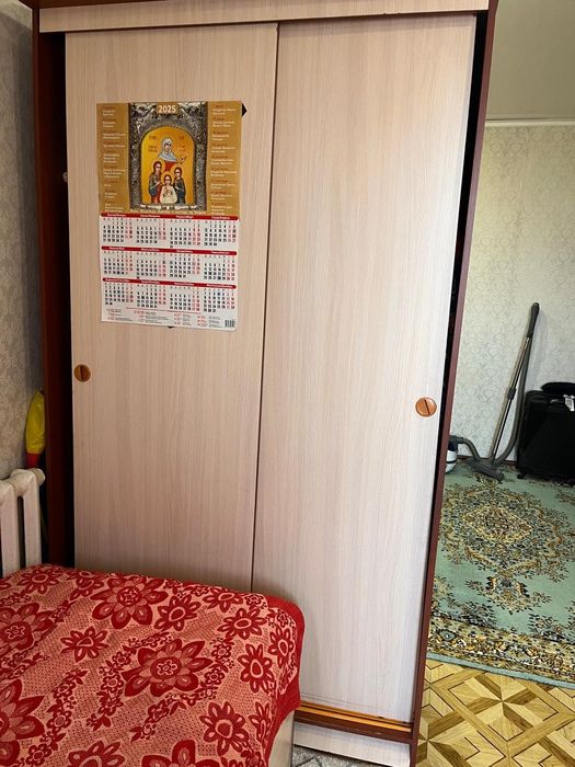 Продам Шкаф-купе б/у. Возможен торг