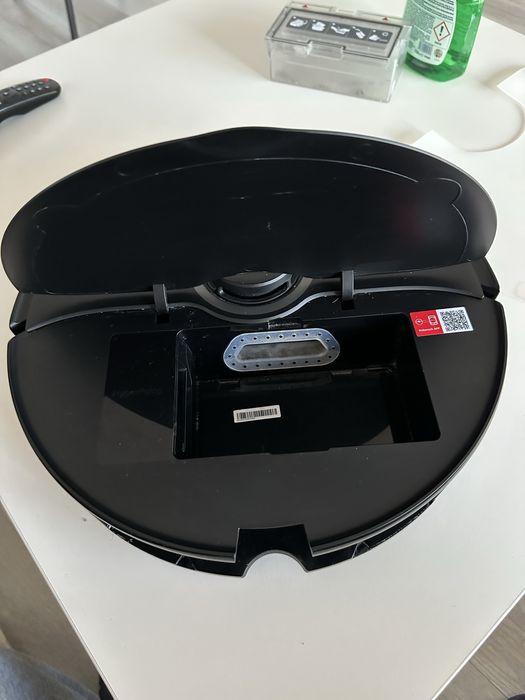 De vanzare aspirator si mop Roborock S8