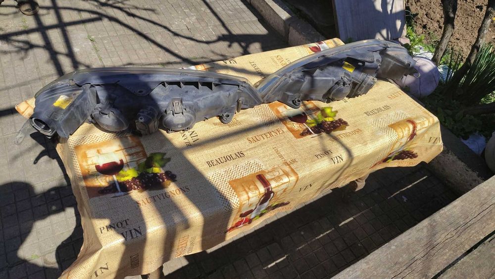 Продавам части за Пежо 406 1.8бензин 2002 година