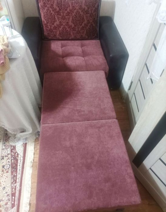 Срочно продам диван,мини диван и кресло!