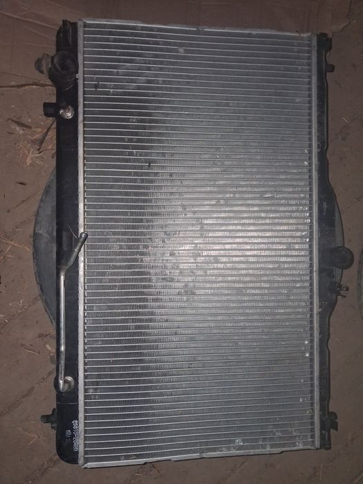 Сантафе радятор .