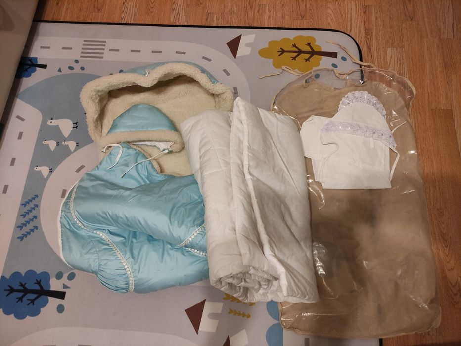 Детский конверт на выписку