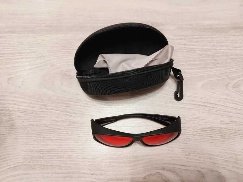 Ochelari de protecție laser, lungime de undă 200–540 nm