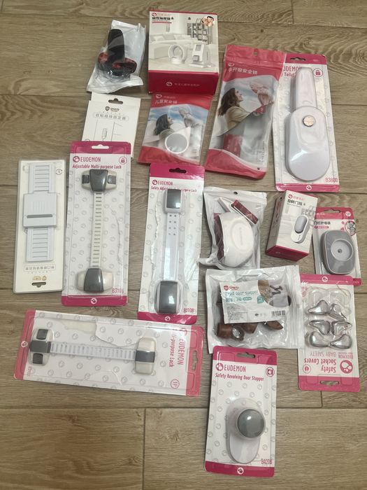 Lot produse de siguranta pentru bebe si copii, diverse protectii