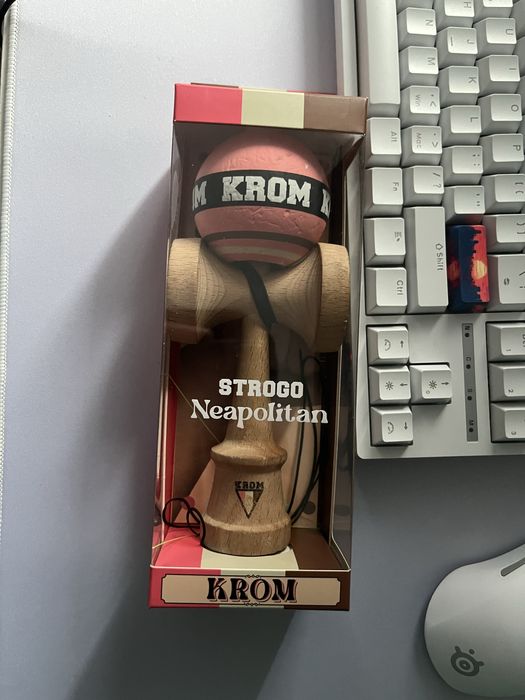 Vand Kendama Krom Strogo Neapolitan demnata de X Remus