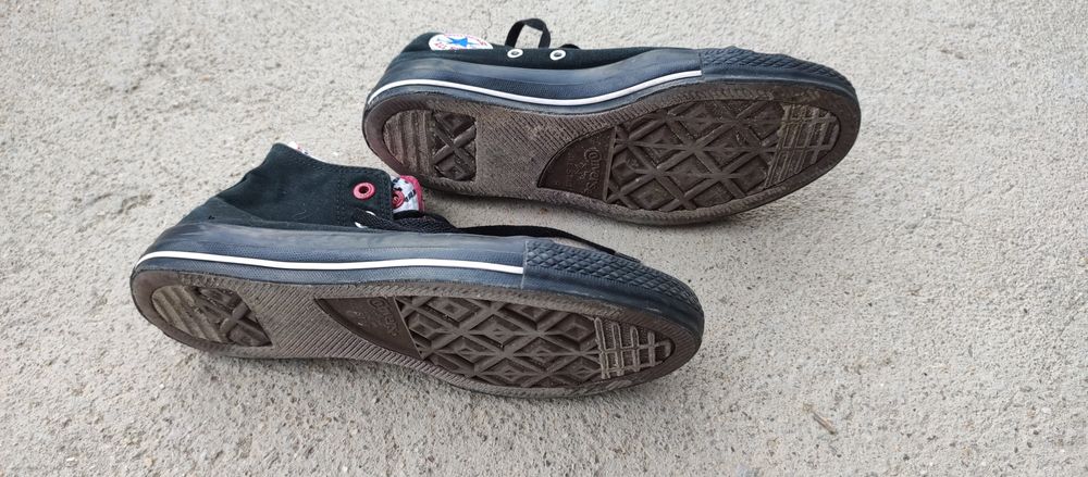 Кецове converse                .