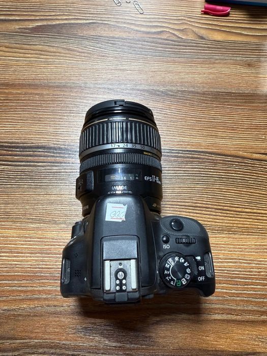 Фотоаппарат Canon 100D