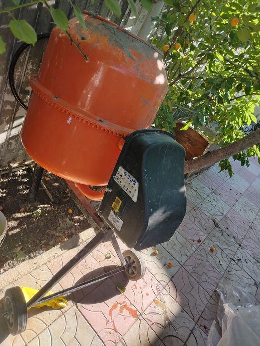 Продам Бетонномешалка