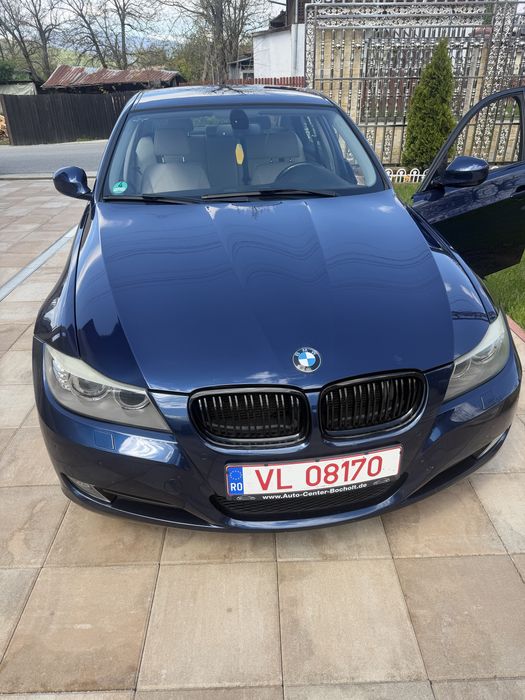 Vand sau schimb Bmw 320 d 2011 numere rosii valabiele 2 luni