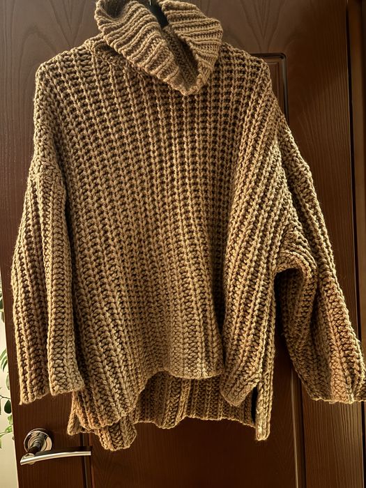 Страхотен пуловер на Zara