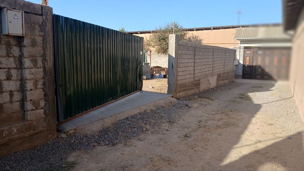 Участка сотилади