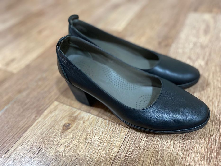 Женская шлепка туфли