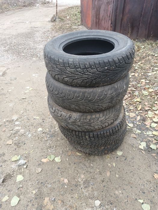 Продам зимние шины R15, R16