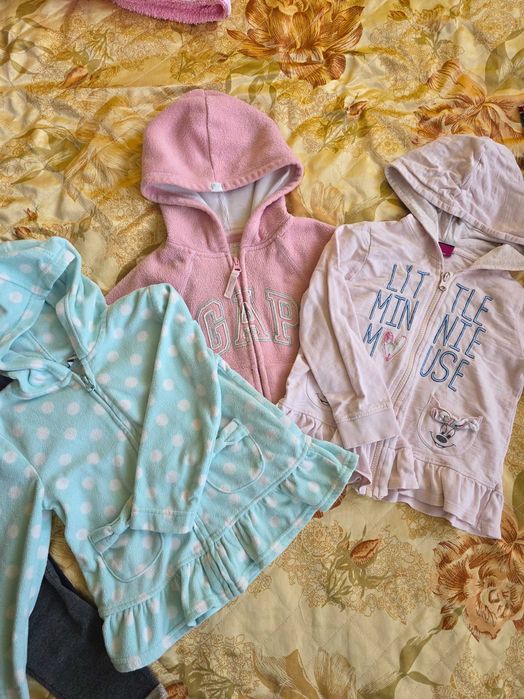 Сет дрехи 3-4 години