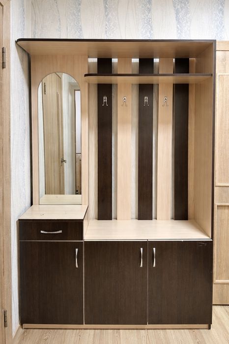 Продам прихожую