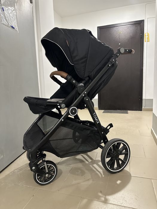 Продам коляску 2 в 1 от бренда Tomix