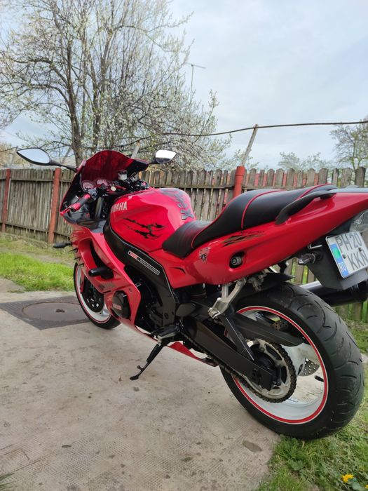 Vânzare Yamaha YZF 600 - Stare excelentă, multe îmbunătățiri